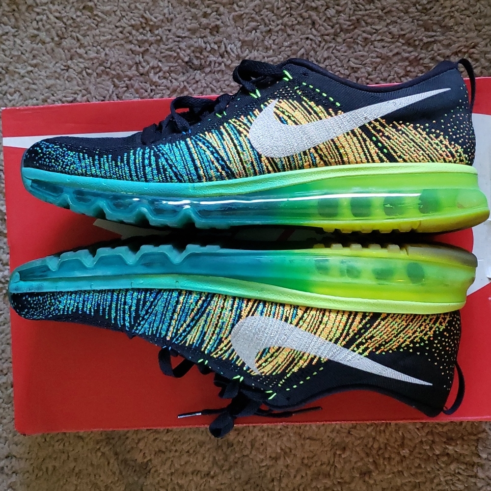 Nike flyknit max